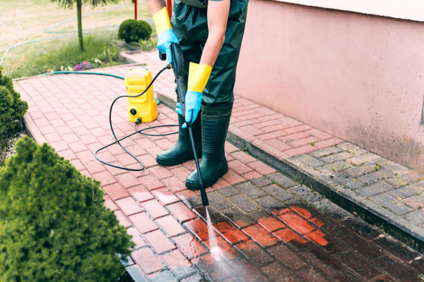 Best Deck Pressure Washing  in Delavan, WI